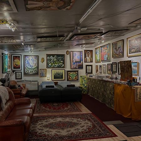 Brimarsbru Sleep Inn-Art Gallery Njarthvik المظهر الخارجي الصورة